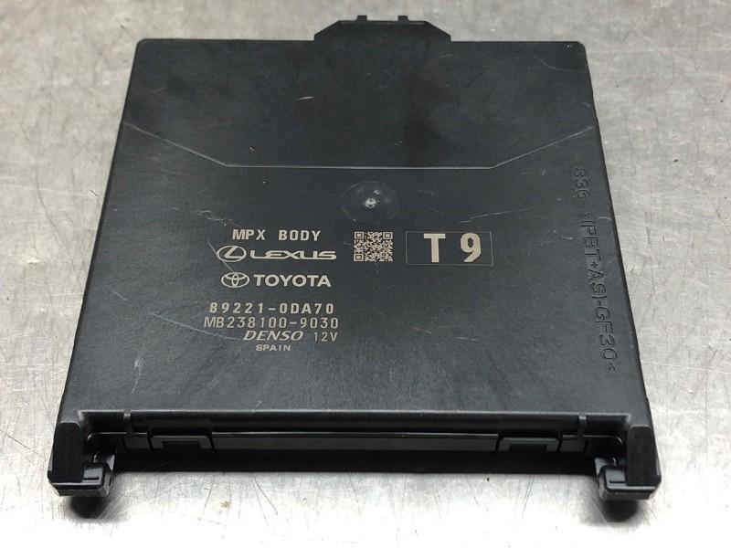 ORDINATEUR DIVERS C Toyota Yaris IV (P21 / PA1 / PH1), Utilisé, Toyota