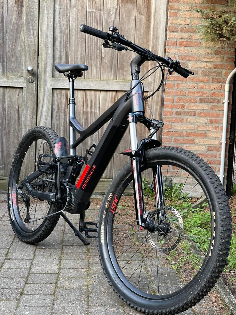 Moustache Samedi 27 elektrische mountainbike, Ophalen, Giant, Zo goed als nieuw, 50 km per accu of meer