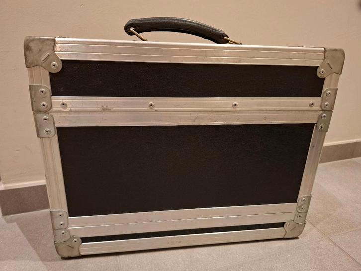 Wireless microphone Shure SM58 (met gratis flightcase), Musique & Instruments, Microphones, Comme neuf, Sans fil, Enlèvement