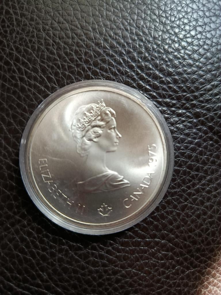 Zilver 10 Dollars munt. Olympische Spelen Montreal 1976., Postzegels en Munten, Ophalen of Verzenden, Noord-Amerika, Losse munt
