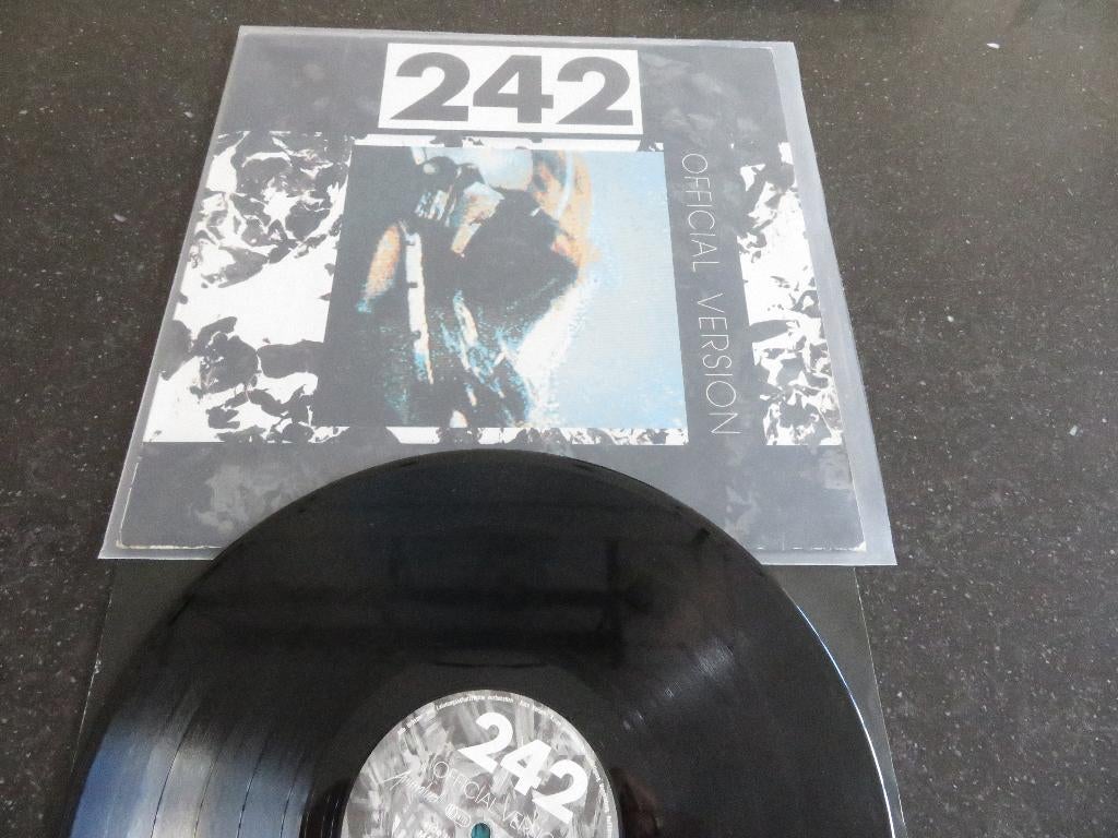 Front 242 – Official Version, Ophalen of Verzenden, 1980 - 1989, Gebruikt, Alternative