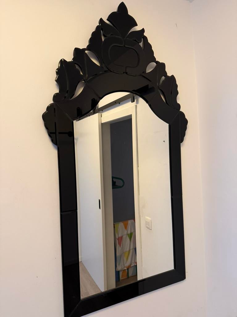 Grote spiegel, Enlèvement