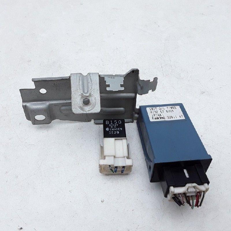 DIVERS RELAIS Mazda 323 Fastbreak (BJ14) (|BJ3F67830B|), Utilisé, Mazda