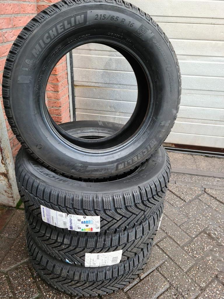 Nieuwe set 4x 215/65/16 Michelin Alpin 6 winterbanden, Neuf, 16 pouces, Pneu(s), -
