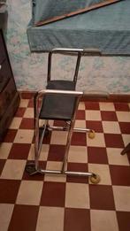 Tribune, Divers, Déambulateurs, Enlèvement, Utilisé