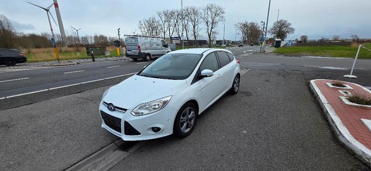 Ford Focus 1.0 essence, Autos, Ford, Entreprise, Achat, Focus, ABS, Phares directionnels, Régulateur de distance, Air conditionné