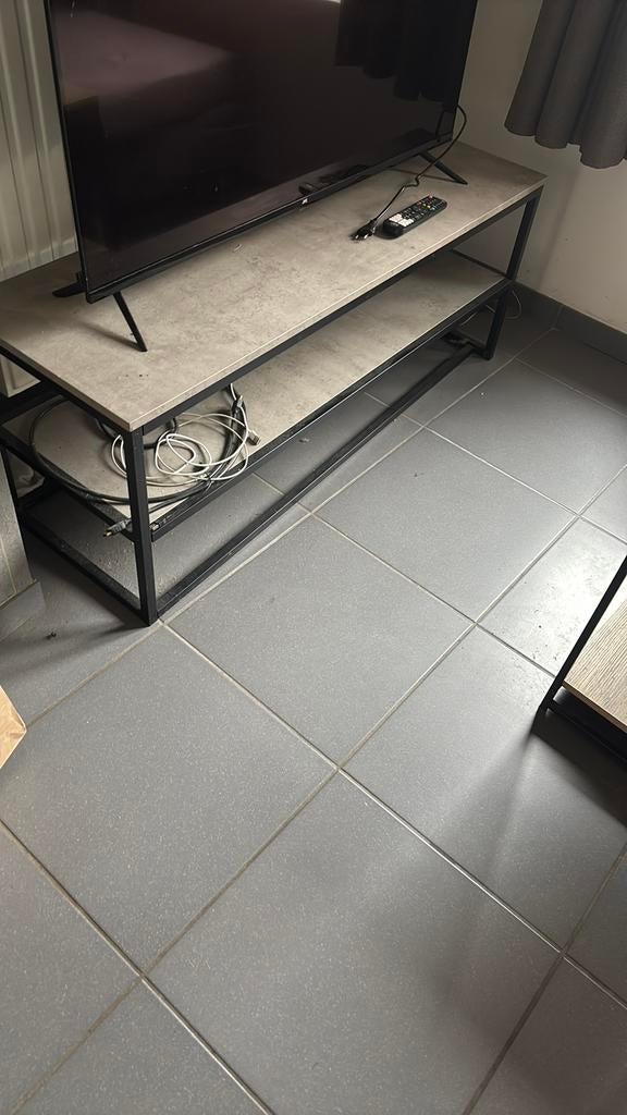 Tv tafel, Ophalen, Zo goed als nieuw