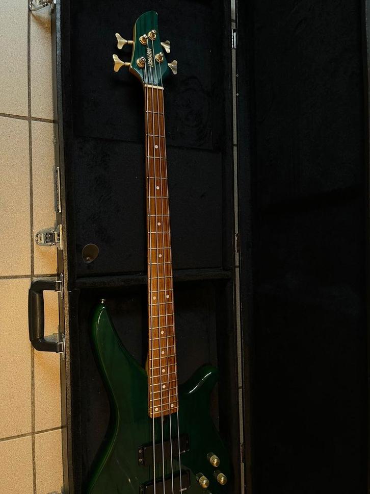 Magnifique ! guitare basse active ! Yamaha RBX760A II, Musique & Instruments, Instruments à corde | Guitares | Basses, Utilisé