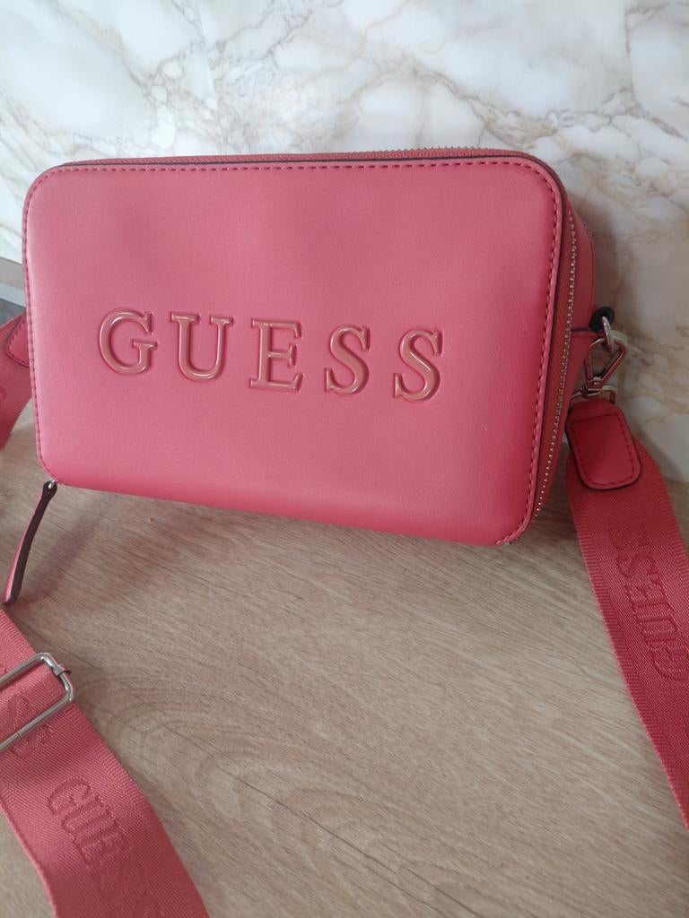 Magnifique sac à Bandoulière Guess, Ophalen of Verzenden, Zo goed als nieuw, Roze, Guess