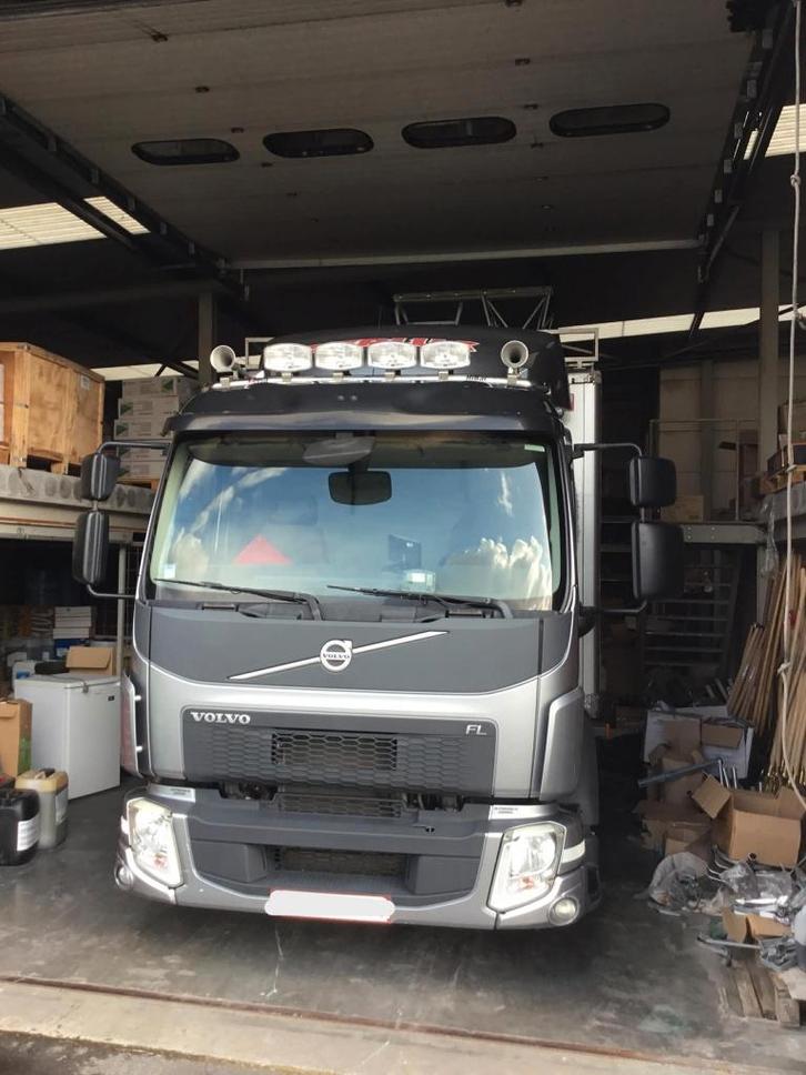 Volvo FL Vrachtwagen, Auto's, Vrachtwagens, Particulier, Volvo, Diesel, Automaat, Zilver of Grijs