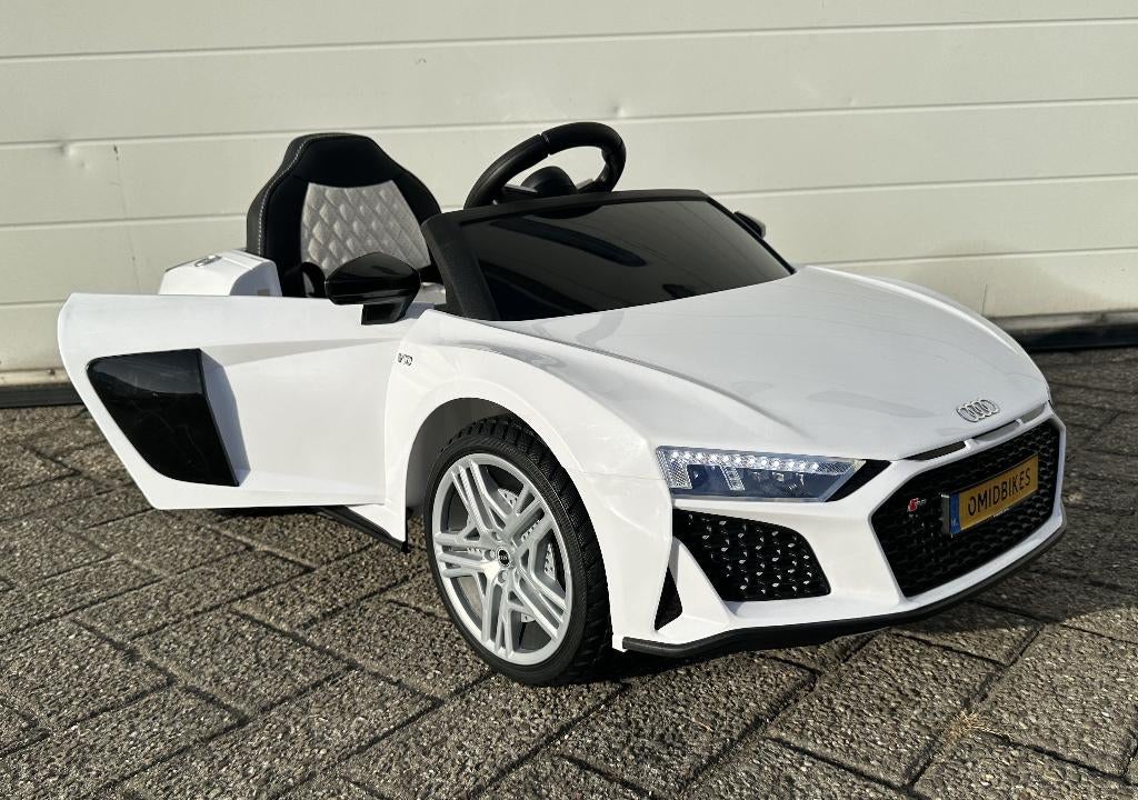 Audi R8 12v wit Afstands. / Bleutooht / Leder en Rubberband, Kinderen en Baby's, Speelgoed | Buiten | Accuvoertuigen, Ophalen of Verzenden