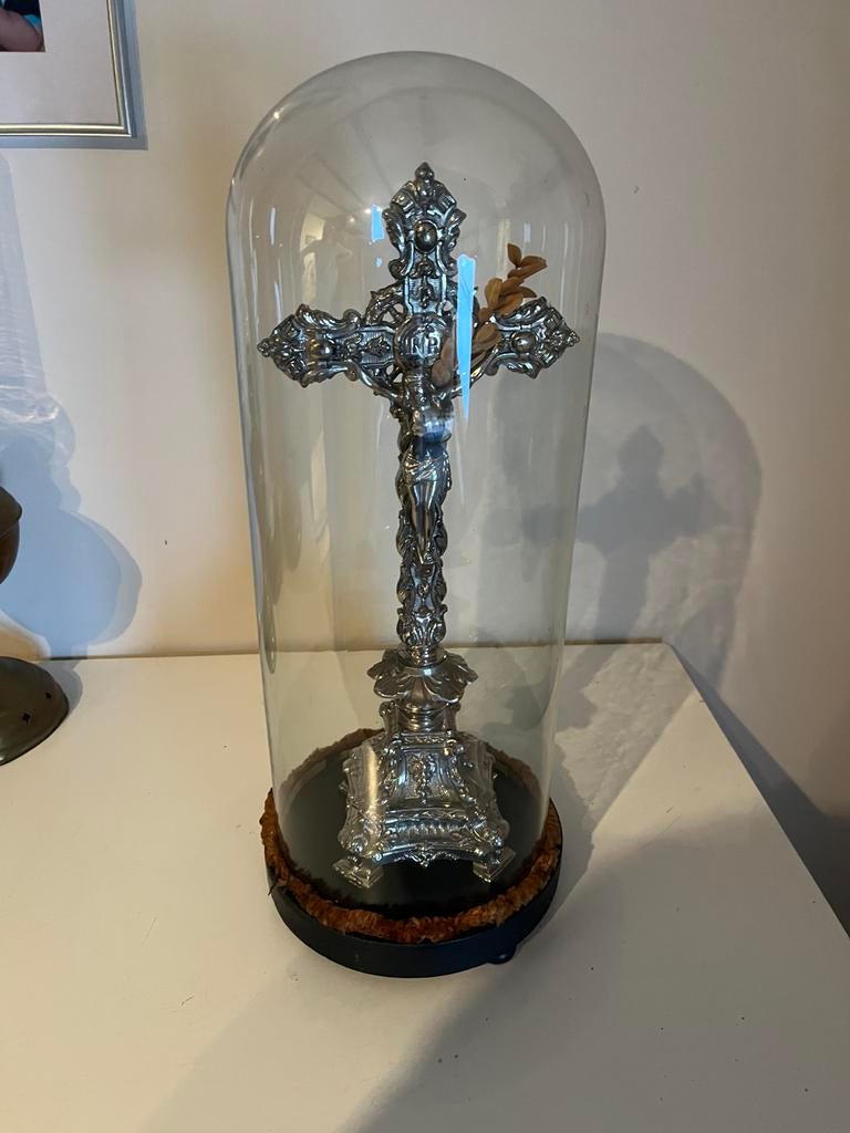 Kruisbeeld, Ophalen, Gebruikt