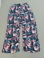 broek met bloemen, Milla-Star, 146, Enfants & Bébés, Vêtements enfant | Taille 146, Enlèvement, Comme neuf, Pantalon