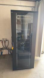 IT KAST GIGAMEDIA 2M LENGTE OP 80CM BREEDTE, Ophalen, Zo goed als nieuw