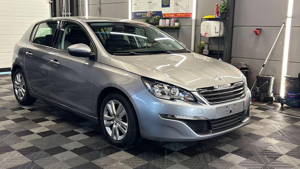 Peugeot 308 1.2 PureTech bj. 2014 143000km, Auto's, Euro 5, Gebruikt, 1199 cc, Bedrijf