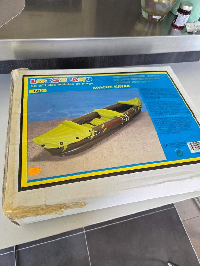 Opblaas kayak met peddels, Ophalen