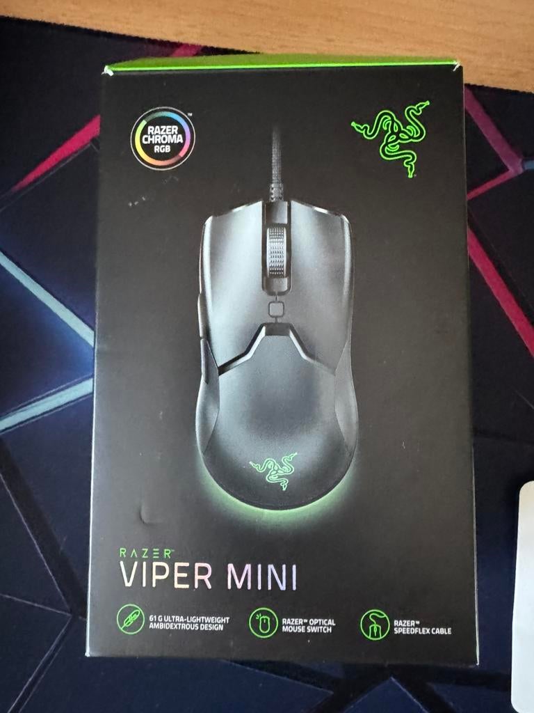 Razer mini viper gaming muis bedraad, Computers en Software, Ophalen, Muis, Gaming muis, Zo goed als nieuw