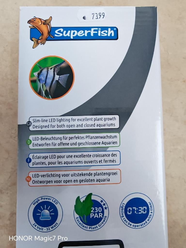 Superfish slim led, Animaux & Accessoires, Poissons | Aquariums & Accessoires, Enlèvement