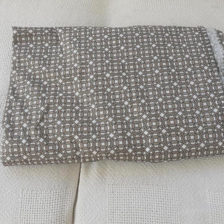 4 lappen stof, Hobby & Loisirs créatifs, Tissus & Chiffons, Beige, Enlèvement ou Envoi