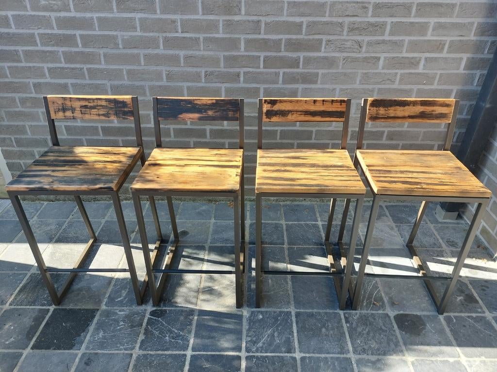 4 chaises de bar industrielles, Maison & Meubles, 4 tabourets, Enlèvement, Utilisé, Bois