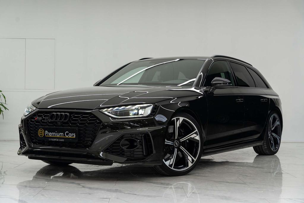 Audi RS4 Avant Quattro Exclusive! Dark Olive Green! Lichte v, Automaat, Gebruikt, Bi-Xenon koplampen, Zwart