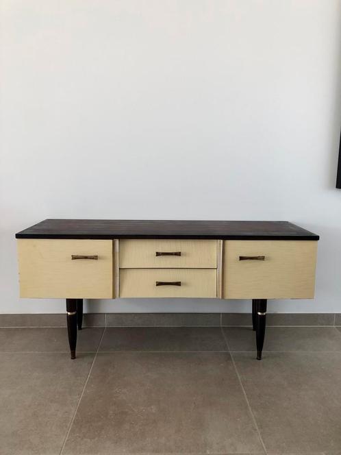 Vintage dressoir + gratis kuipstoeltjes, Huis en Inrichting, Kasten | Ladekasten, Gebruikt, Ophalen