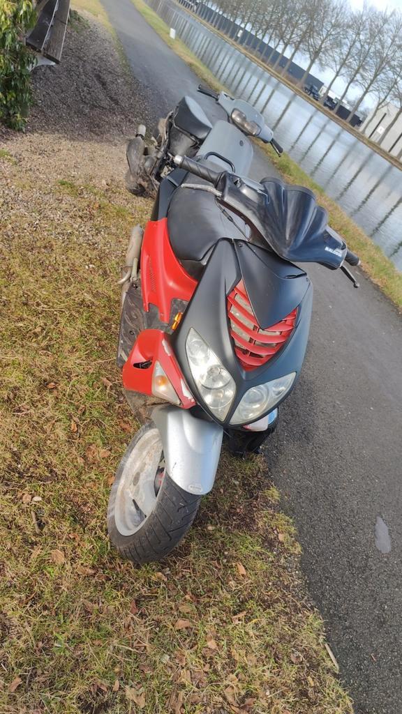 LC peugot speedfight 2 70cc (zonder papieren), Vélos & Vélomoteurs, Scooters | Peugeot, Utilisé, Speedfight, Classe B (45 km/h)