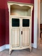 Armoire patinée ancienne avec vitrage martelé, Maison & Meubles, Accessoires pour la Maison | Étagères, Enlèvement