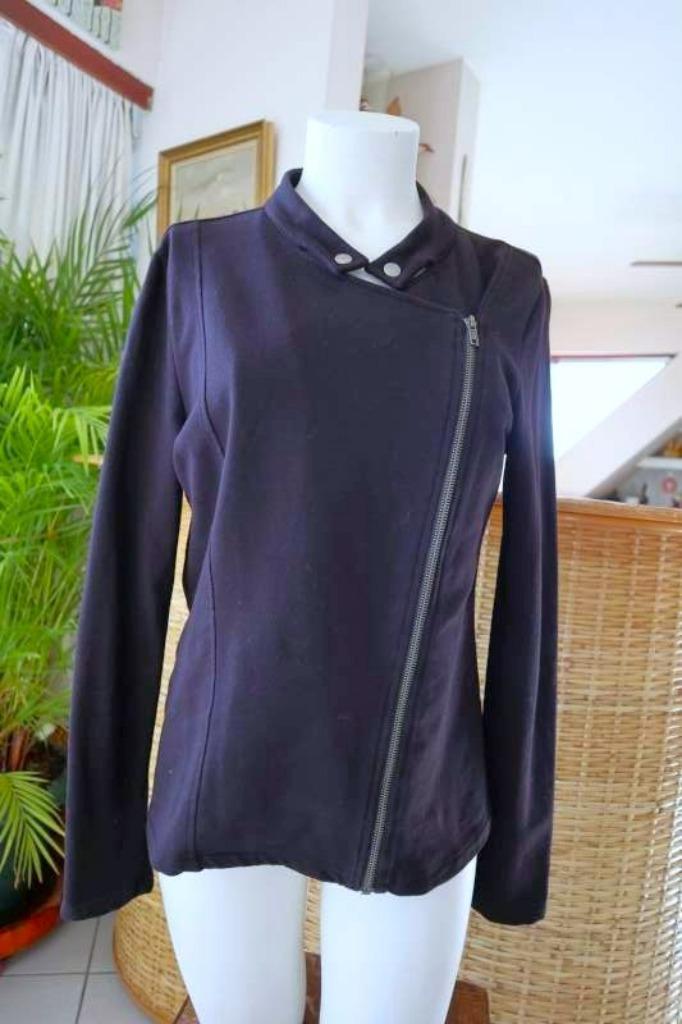trendy praktisch zwarte jas, Kleding | Dames, Jassen | Winter, Zo goed als nieuw, Maat 38/40 (M), Zwart, Ophalen of Verzenden
