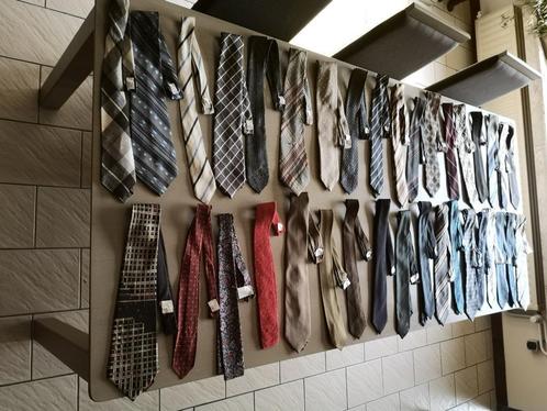 Stropdassen 36 STUKS – 3€/stuk, Vêtements | Hommes, Cravates, Enlèvement ou Envoi