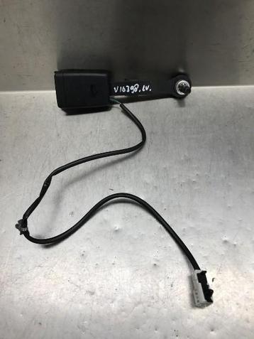 GORDELSLOT LINKS VOOR Nissan Micra (K13) (1068941) beschikbaar voor biedingen