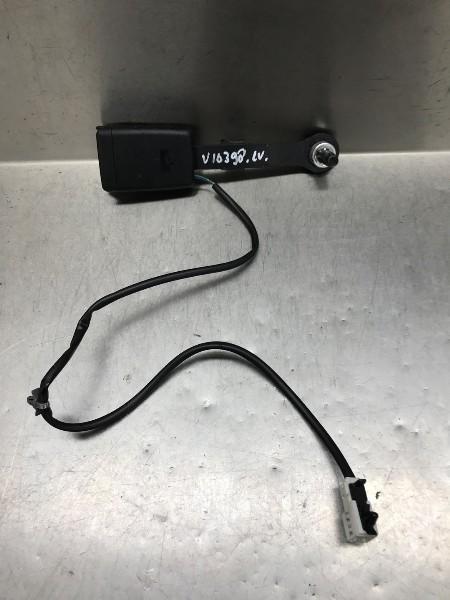 GORDELSLOT LINKS VOOR Nissan Micra (K13) (1068941), Auto-onderdelen, Interieur en Bekleding, Nissan, Gebruikt