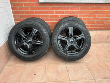 Kumho zomerbanden + oxxo velgen 15 inch beschikbaar voor biedingen
