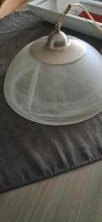 Lusters, Enlèvement, Verre