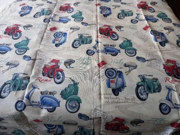 Stof Vespa motieven beschikbaar voor biedingen