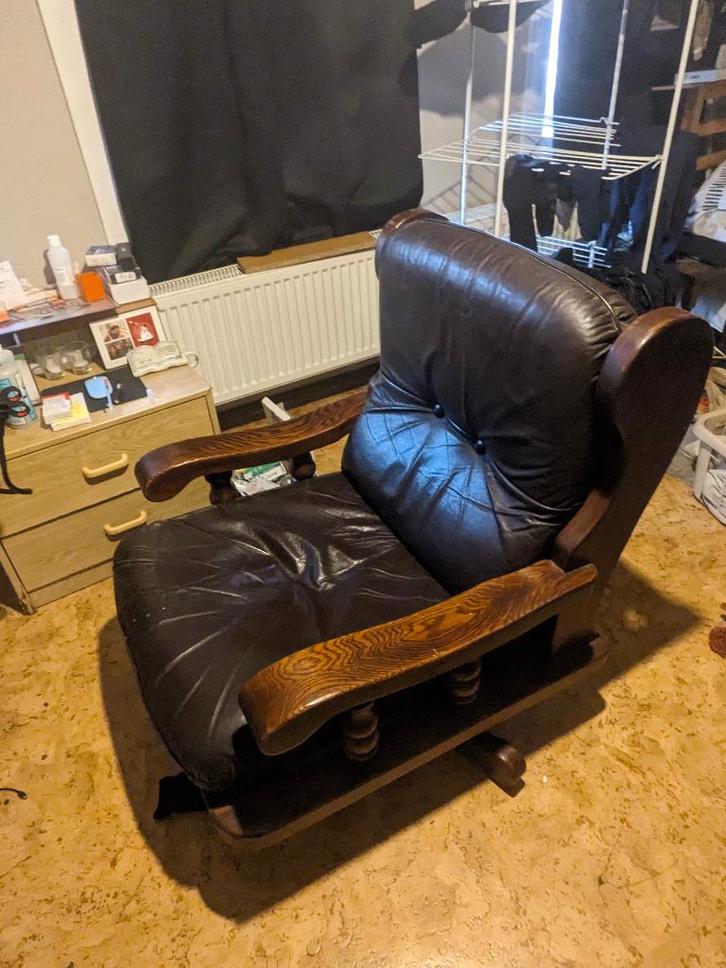 Siège en cuir antique 2 pièces, Antiquités & Art, Antiquités | Meubles | Chaises & Canapés, Enlèvement