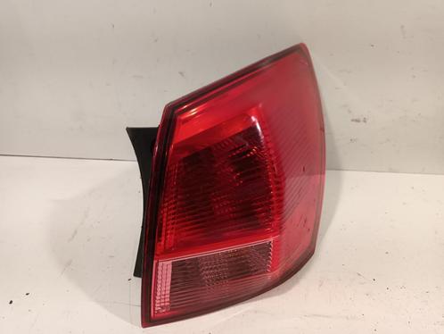 ACHTERLICHT RECHTS BUITEN Nissan Qashqai (J10), Auto-onderdelen, Verlichting, Nissan, Gebruikt