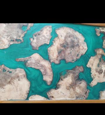 Epoxy salontafel  beschikbaar voor biedingen