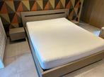 Lit avec sommier. PROVIENT DE CHEZ MAILLEUX!!!, Maison & Meubles, Chambre à coucher | Lits, Enlèvement, Comme neuf
