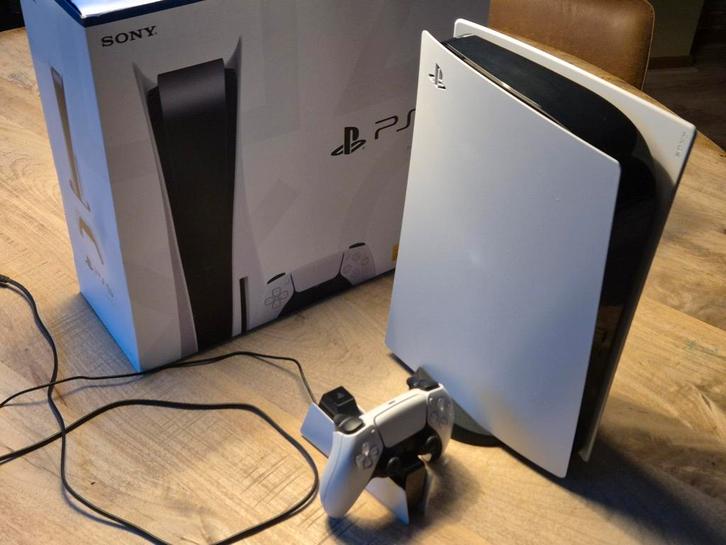 Playstation 5 disc, Games en Spelcomputers, Spelcomputers | Sony PlayStation 5, Playstation 5, Ophalen