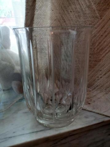 vase en cristal, Enlèvement