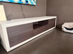 Tv meubel op wieltjes, Ophalen, Zo goed als nieuw