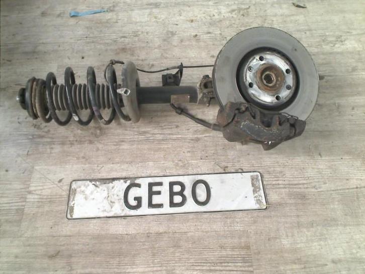 VEERPOOT LINKS VOOR Partner Tepee (7A / B/C/D/E/F/G/J/P/S), Auto-onderdelen, Ophanging en Onderstel, Peugeot, Gebruikt