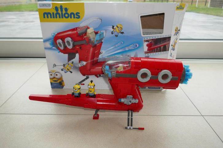 Mega Bloks Minions Supervillain Jet, Kinderen en Baby's, Speelgoed | Bouwstenen, Zo goed als nieuw, Megabloks, Ophalen