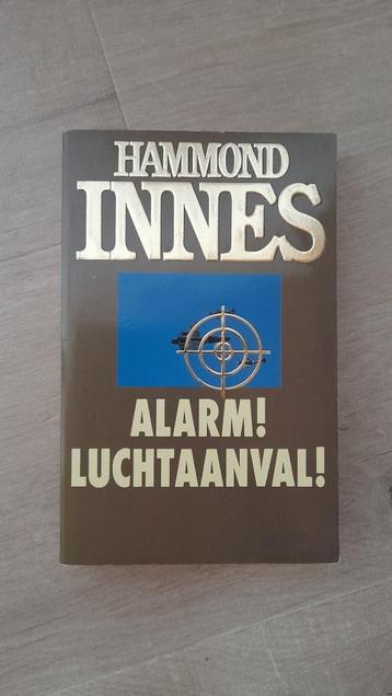Hammond Innes: Alarm! Luchtaanval!