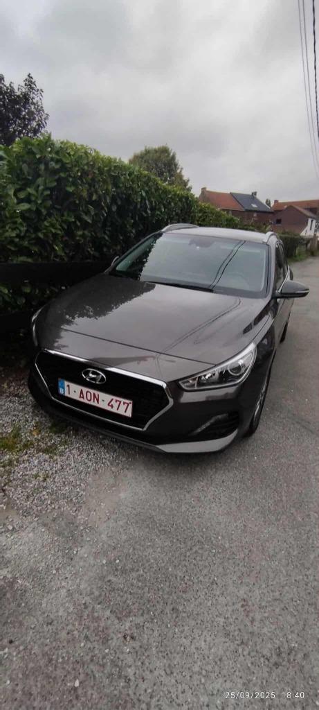 Hyundai i30 SW 59700km 1.4cc 140 CV 11-2018 boîte auto., Auto's, Hyundai, Particulier, i30, ABS, Achteruitrijcamera, Airbags, Airconditioning