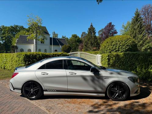 Mooie Mercedes Benz Cla 220 Amg uitvoering, Auto's, Mercedes-Benz, Particulier, CLA, ABS, Adaptieve lichten, Adaptive Cruise Control