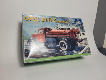 Italeri Opel Blitz, volledig, ongebouwd, Ophalen of Verzenden, Zo goed als nieuw, Italeri