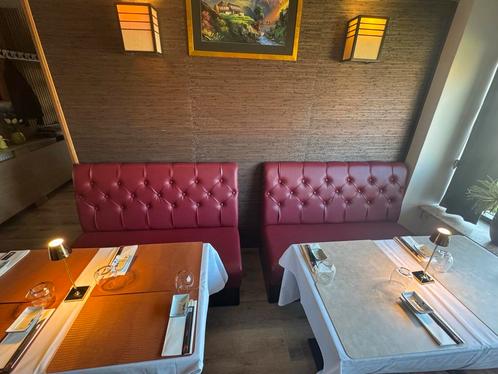 8 stuks horeca couches + 8 zwarte leder stoelen, Zakelijke goederen, Horeca | Meubilair en Inrichting, Decoratie, Gebruikt, Ophalen