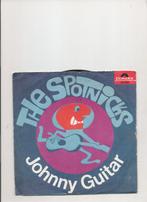 The Spotnicks - Johnny Guitar - Happy Guitar, Cd's en Dvd's, Rock en Metal, Gebruikt, Ophalen of Verzenden, 7 inch